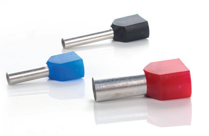 PUNTALE ISOLATA doppia 1,5mm2 DUID-2x1,5-8 rosso ( 100 pz .)