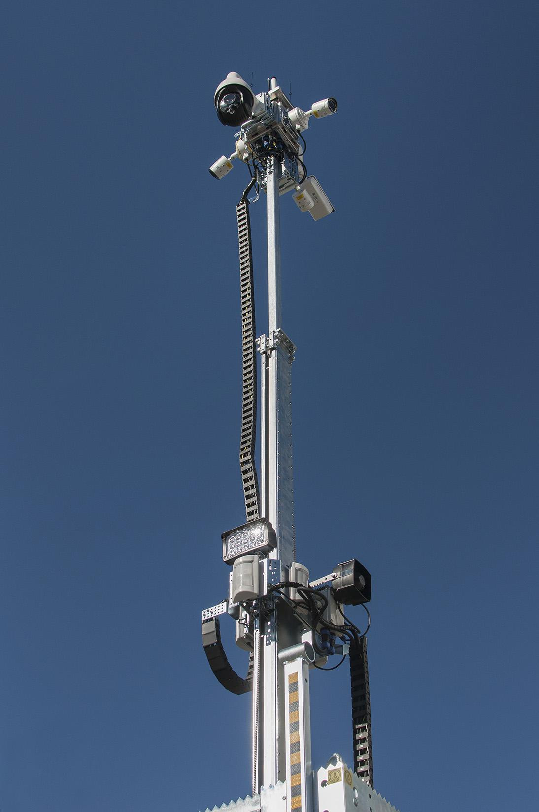 CAMSAT iCAM-TOWER 5MQ3 mobilna wieża monitoringu CCTV 4G LTE 5 kamer PIR alarm autonomiczna CAMSAT iCAM-TOWER 5MQ3 mobilna wieża monitoringu CCTV 4G LTE 5 kamer PIR alarm autonomiczna