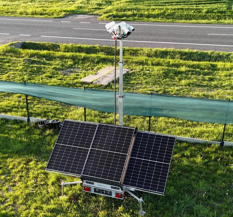 MOBILNEMASZTY PV3 przyczepa wieża monitoringu z fotowoltaiką, mobilny system CCTV na placach budowy MOBILNEMASZTY PV3 przyczepa wieża monitoringu z fotowoltaiką, mobilny system CCTV na placach budowy