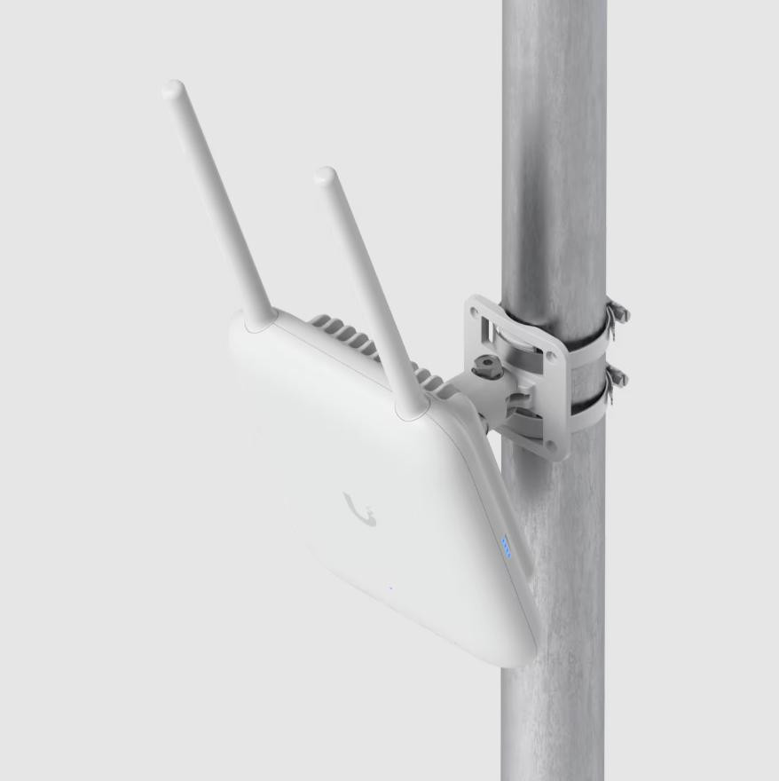 Vonkajší prístupový bod Ubiquiti UniFi U7-Pro-Outdoor – Wi-Fi 7, 2,5 GbE, PoE+