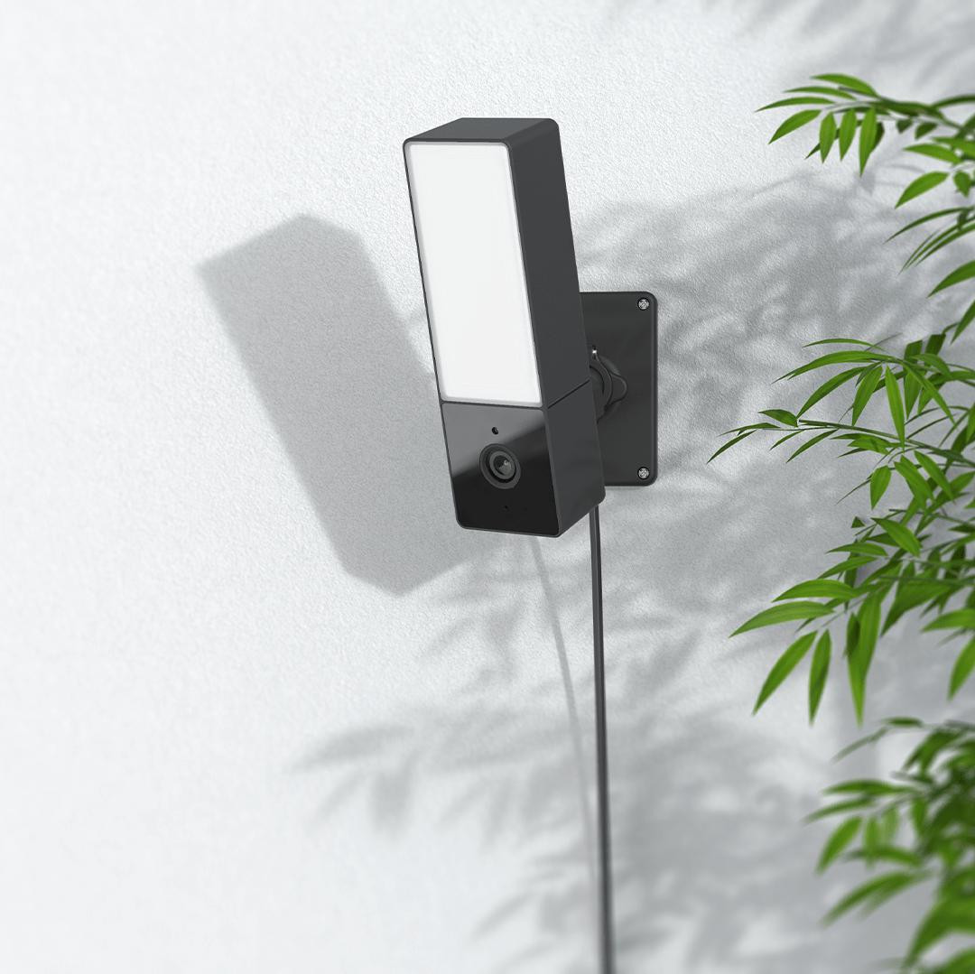 ENGO Controls ECAM-L1 smart kamera Wi-Fi ze źródłem światła 4 Mpx, IP65, dwukierunkowy dźwięk, app ENGO Controls ECAM-L1 smart kamera Wi-Fi ze źródłem światła 4 Mpx, IP65, dwukierunkowy dźwięk, app