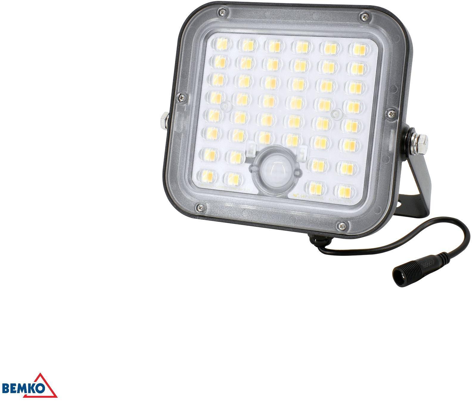 Solárny LED reflektor Bemko SOLPAR C83-SOP-010BL-CCT-PIR – pohľad spredu